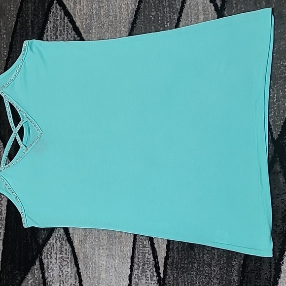 POOF STUDDED STRAPPY TANK-TOP - Picture 5 of 11